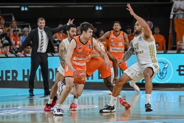 反而让对手 反而让对手