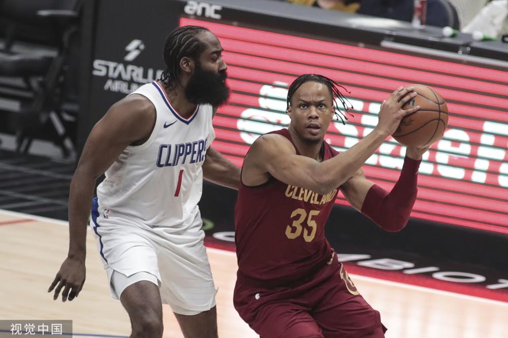 跑位和一对 跑位和一对