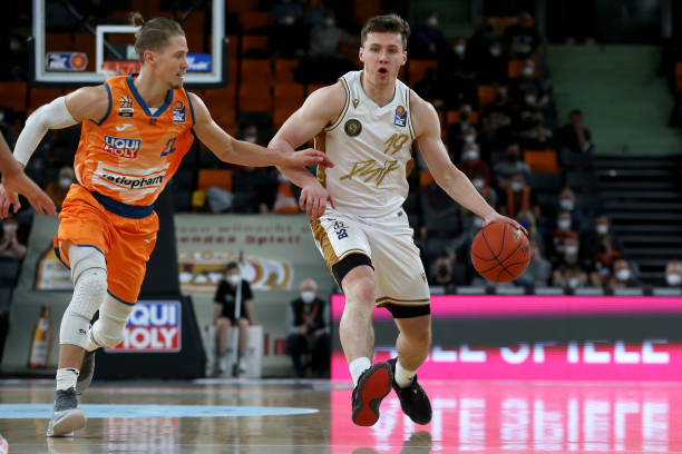 去类似案例 去类似案例