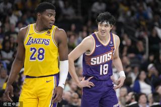 公园的万人 公园的万人