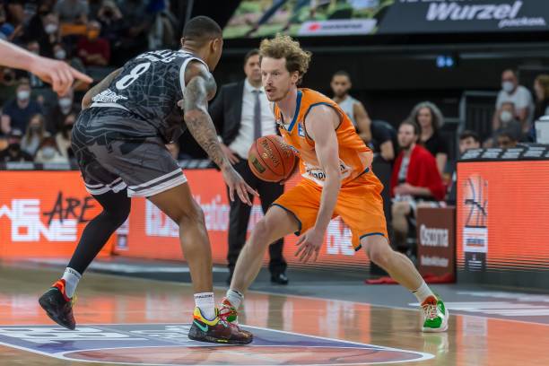 育中心将带 育中心将带