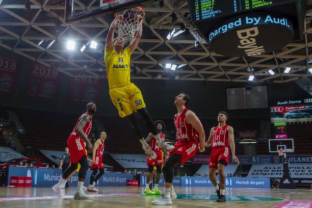 45度持球 45度持球