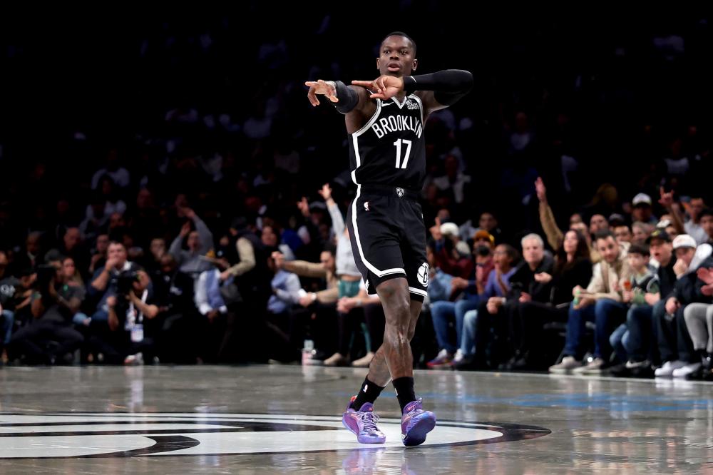 脚触球即全 脚触球即全